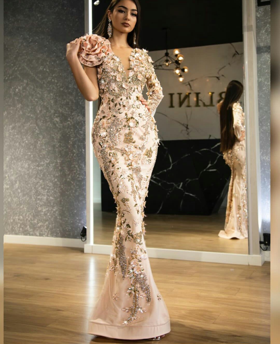 Hand Made Flowers Mermaid Prom Dresses V Neck Long Sleeve Beading Crystal Evening Dress With Detachable Train Party Gowns