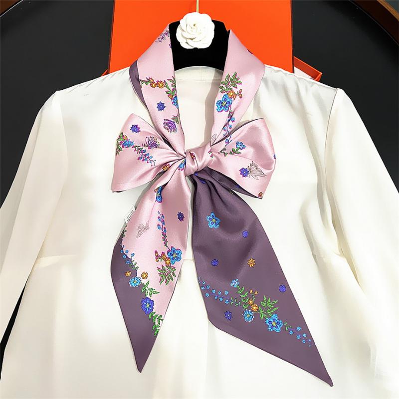 Scarves 2021 Spring Silk Scarf Brand Print Double-deck Women Fashion Neckerchief Head Lucky Clover Summer For Ladies
Scarves 2021 Spring Silk Scarf Brand Print Double-deck Women Fashion Neckerchief Head Lucky Clover Summer For Ladies