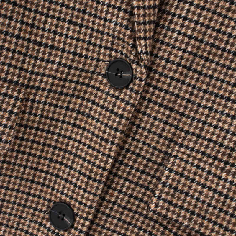 Vintage Woman long Plaid Coat Fashion Ladies Autumn Casual Single Breasted Outwear Female Warm Jackets 210515