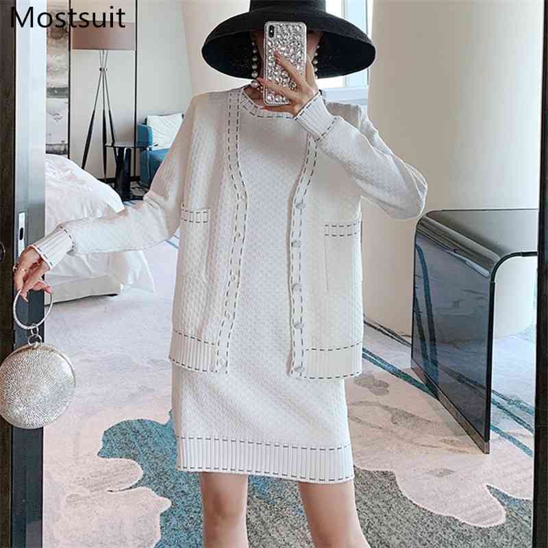 Autumn Korean Elegant Fashion Knitted Two Piece Sets Women Single-breasted Cardigan + Short Sleeve Mini Dress Suits Outfits 210518, Black
Autumn Korean Elegant Fashion Knitted Two Piece Sets Women Single-breasted Cardigan + Short Sleeve Mini Dress Suits Outfits 210518, Black