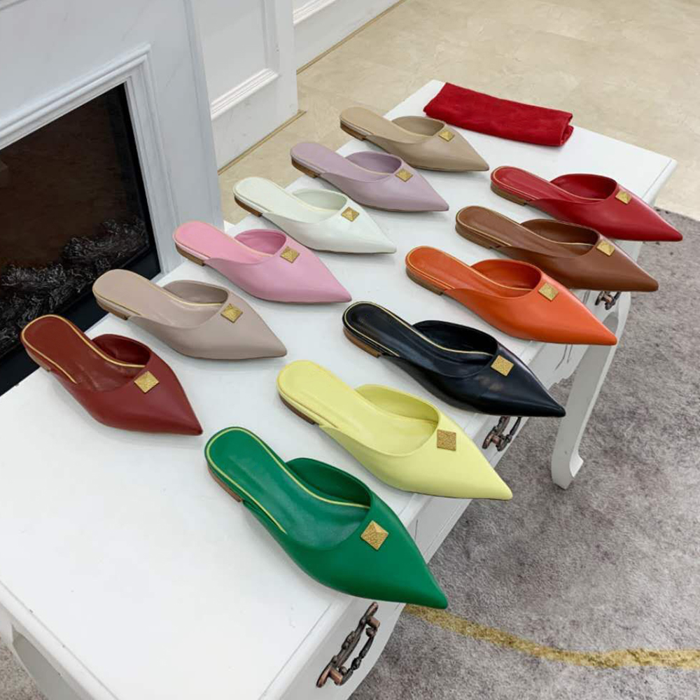 Womens Fashion Luxury Designers Sandals Flat Slides Flip Flops Slippers Calfskin Genuine Leather Pointed Sexy Ladies Muller Golden Metal Rivets Shoes, Make up the freight
Womens Fashion Luxury Designers Sandals Flat Slides Flip Flops Slippers Calfskin Genuine Leather Pointed Sexy Ladies Muller Golden Metal Rivets Shoes, Make up the freight