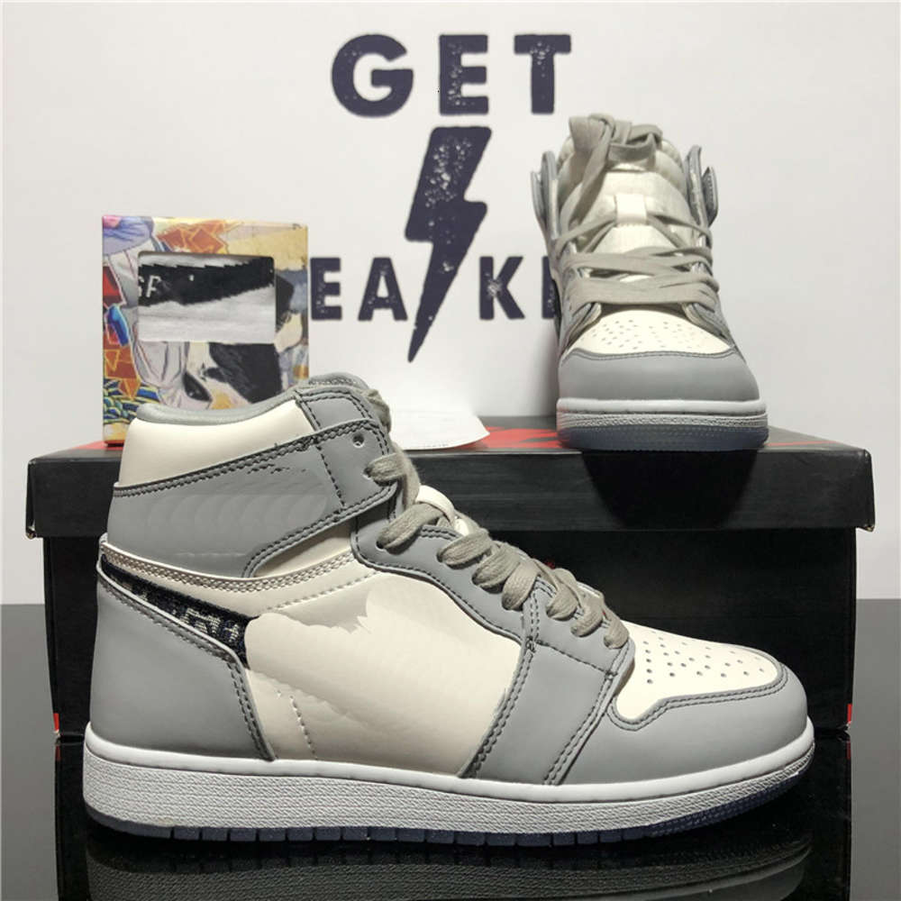 Top Quality 1 1s Basketball Shoes High Fearless Obsidian UNC Mens Women Banned Bred Toe Chicago Men Womens Sport XUV7, Black
Top Quality 1 1s Basketball Shoes High Fearless Obsidian UNC Mens Women Banned Bred Toe Chicago Men Womens Sport XUV7, Black