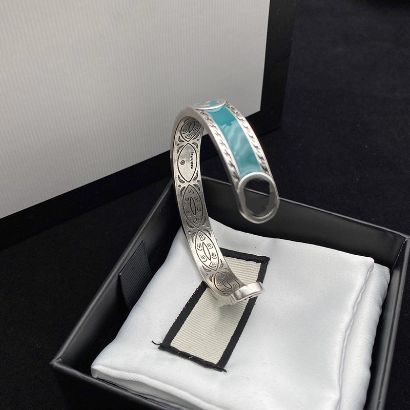 Blue Enamel Carved Open Bracelet Designer Luxury Womens Hard Bracelet Mens Jewelry Men Women G Bracelets Mens Silver Inner Carved D2111017HL
Blue Enamel Carved Open Bracelet Designer Luxury Womens Hard Bracelet Mens Jewelry Men Women G Bracelets Mens Silver Inner Carved D2111017HL