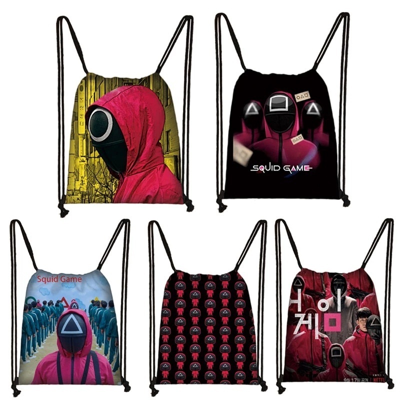 New Squid Game Drawstring Bag Portable Multipurpose Backpack Fashion Polyester String Bag for Women Men
New Squid Game Drawstring Bag Portable Multipurpose Backpack Fashion Polyester String Bag for Women Men