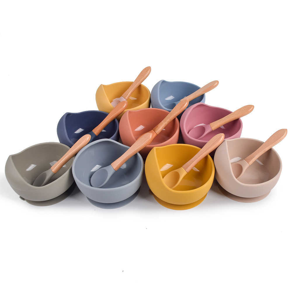 8PCS/Set Cute Silicone Baby Plate Bowl And Training Cup Wooden Spoon Forks Set Suction Kids's Tableware Dishes Stuff 211012