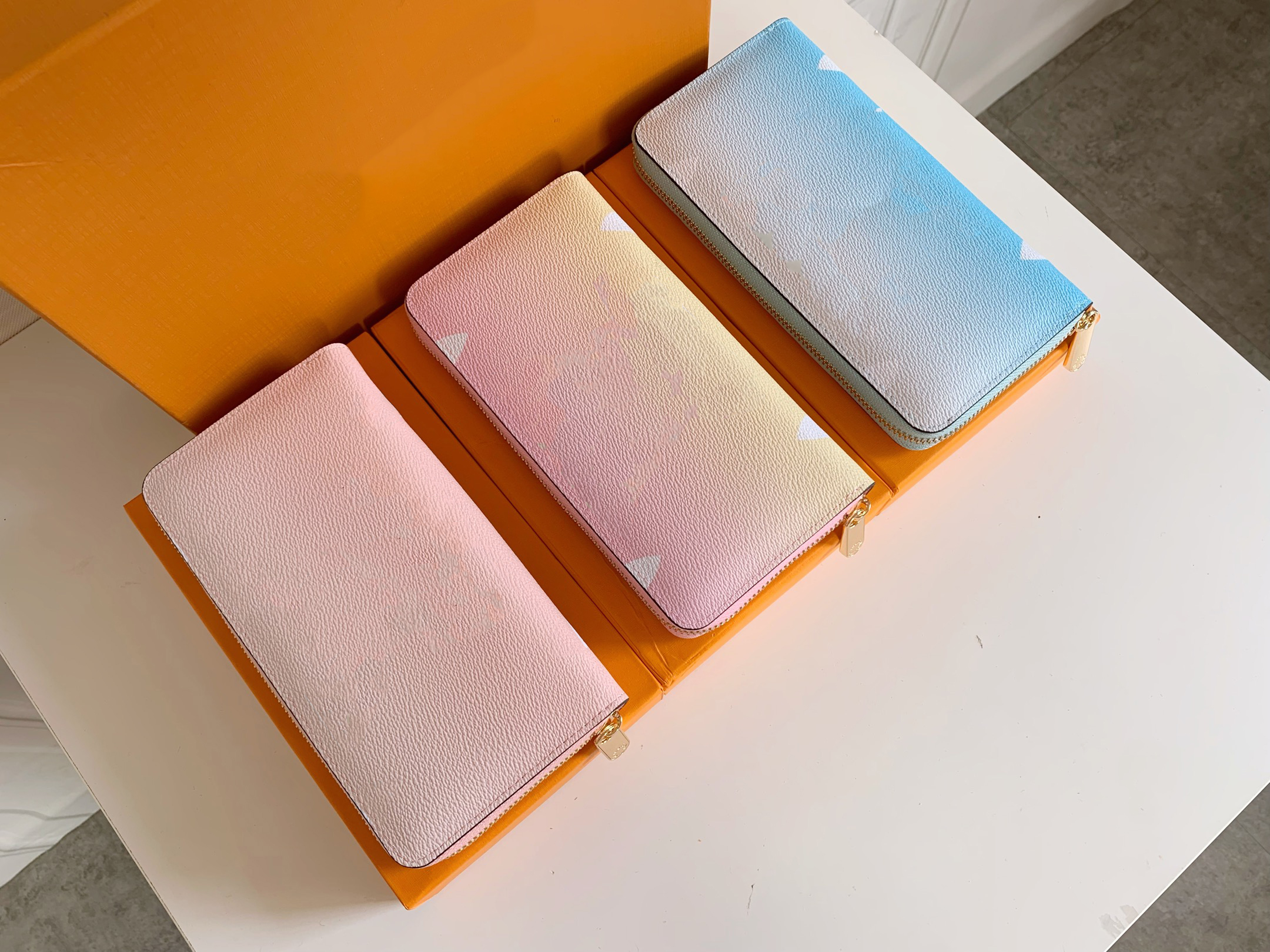 High Quality Fashion Designer Wallet bag Womens Monograms Wallets Fashions Luxury Purses Women Classic Card Purse, 80360#1
High Quality Fashion Designer Wallet bag Womens Monograms Wallets Fashions Luxury Purses Women Classic Card Purse, 80360#1
