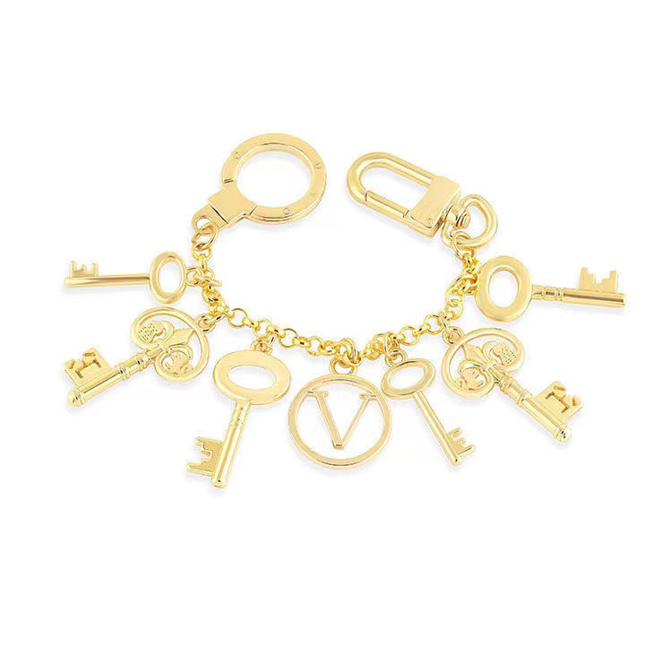 Luxury Designer keychain men women car key chain high quality stainless steel 24K gold-plated metal material does not fade upper grade key pendant with box
Luxury Designer keychain men women car key chain high quality stainless steel 24K gold-plated metal material does not fade upper grade key pendant with box