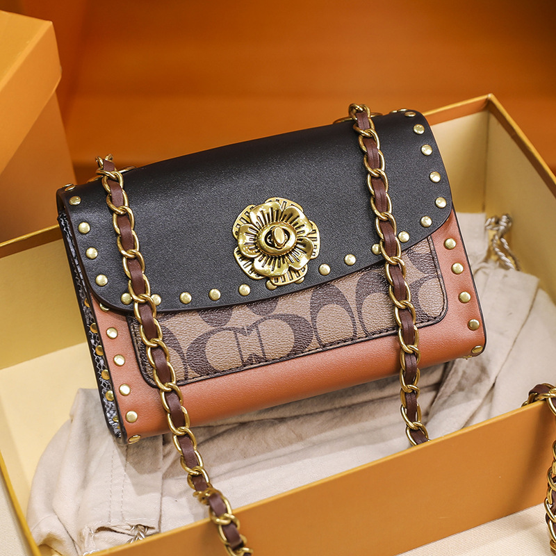 hong kong new style camellia women's rivet genuine leather koujia underarm chain one shoulder slanting cross small square bag
hong kong new style camellia women's rivet genuine leather koujia underarm chain one shoulder slanting cross small square bag