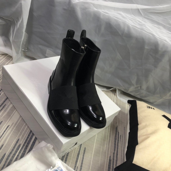G Shoes Hot Comfort Sneaker Casual Shoe Men Women Leather Trainers Outsole Arch Light Walking Dress Shoes Sneakers Chaussures, Choose the color
G Shoes Hot Comfort Sneaker Casual Shoe Men Women Leather Trainers Outsole Arch Light Walking Dress Shoes Sneakers Chaussures, Choose the color
