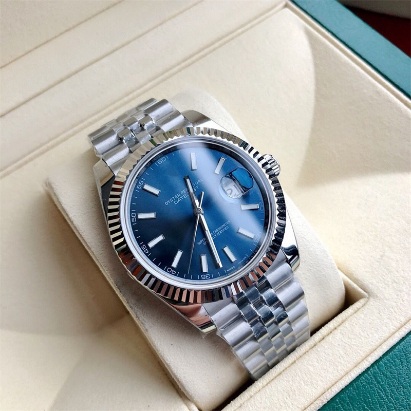 DATEJUST men's wristwatch (five bead belt, buckle), oyster shell structure, tooth ring diameter 40mm, equipped with automatic chain mov, Slivery;brown
DATEJUST men's wristwatch (five bead belt, buckle), oyster shell structure, tooth ring diameter 40mm, equipped with automatic chain mov, Slivery;brown