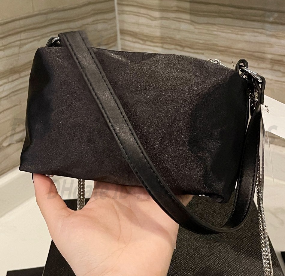 Luxurys designers WANG Shoulder Bags Handbags wallet Fashion womens High quality Cross Body Printing brand Bag Totes CrossBody 2021 Handbag purses Best-selling, No bags
Luxurys designers WANG Shoulder Bags Handbags wallet Fashion womens High quality Cross Body Printing brand Bag Totes CrossBody 2021 Handbag purses Best-selling, No bags