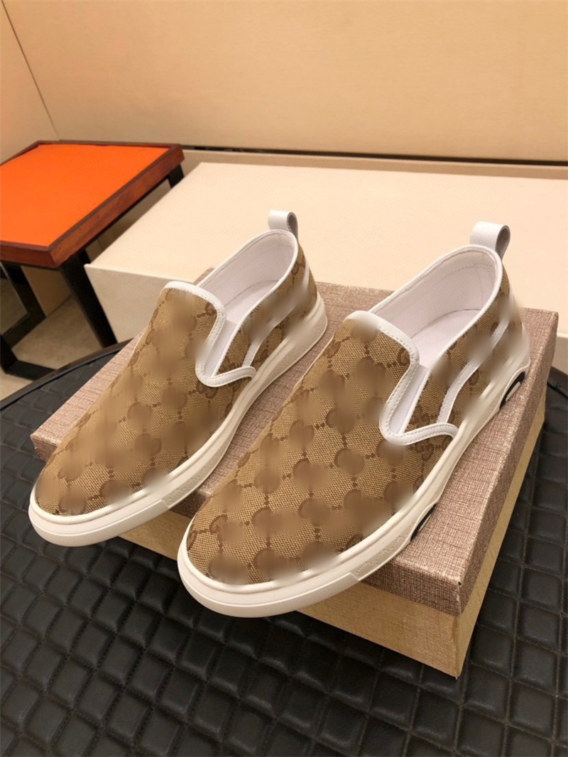 2021 casual men designer shoes khaki letter printed slip on Luxury Mens shoe streetwear, Same as pic
2021 casual men designer shoes khaki letter printed slip on Luxury Mens shoe streetwear, Same as pic