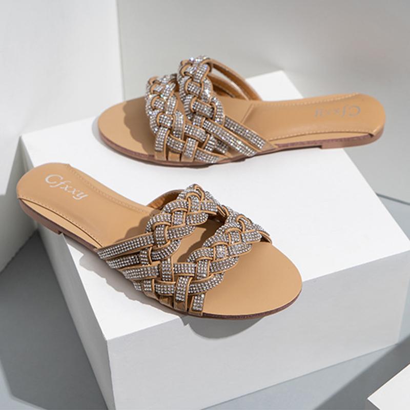 Slippers Women Rhinestone Braided Cross Decoration Upper Open Toe Flat Outdoor One Font Sandals Large Size 42 Woman Shoes, Apricot
Slippers Women Rhinestone Braided Cross Decoration Upper Open Toe Flat Outdoor One Font Sandals Large Size 42 Woman Shoes, Apricot