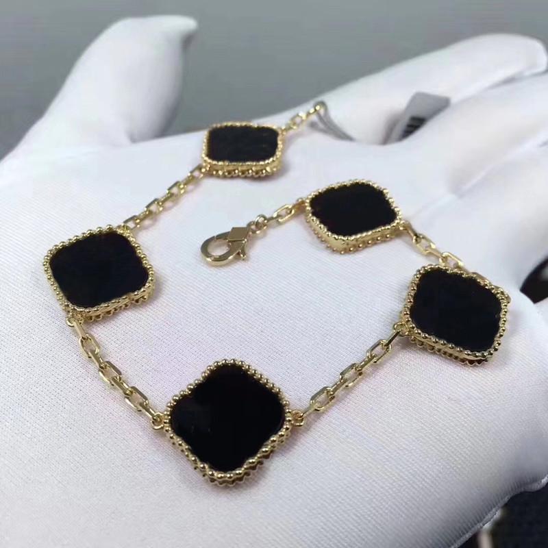 Elegant Bracelet Necklace Fashion Man Woman Party Chain Wedding Bracelets Alhambras Necklaces Four leaf clover Special Design Jewe256M
Elegant Bracelet Necklace Fashion Man Woman Party Chain Wedding Bracelets Alhambras Necklaces Four leaf clover Special Design Jewe256M