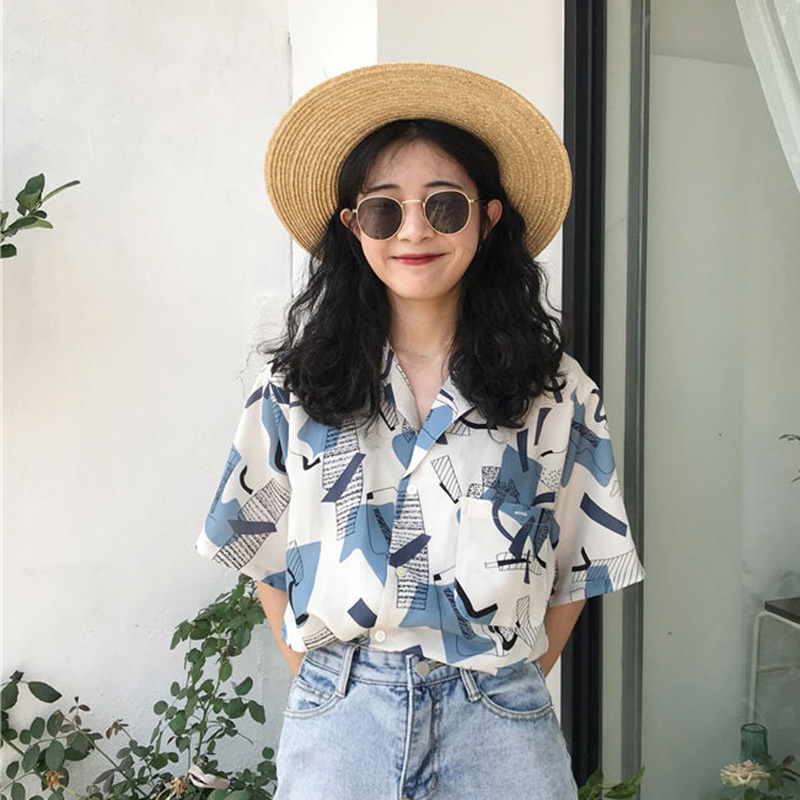 Lucyever Fashion Printed Turn Down Callor Shirts Women Casual Loose Short Sleeve Blouse Woman Summer Vintage Streetwear Ladies 210521