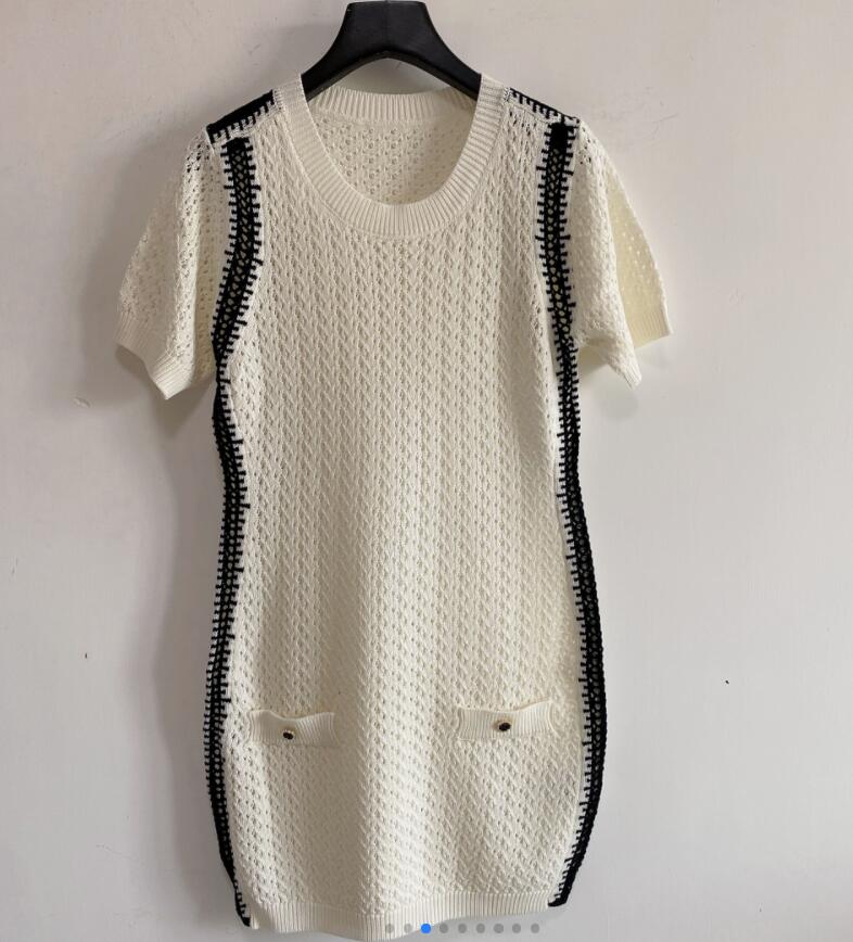 Western style, age-reducing temperament, hollow girl, knitted dress, female 615, Pink
Western style, age-reducing temperament, hollow girl, knitted dress, female 615, Pink