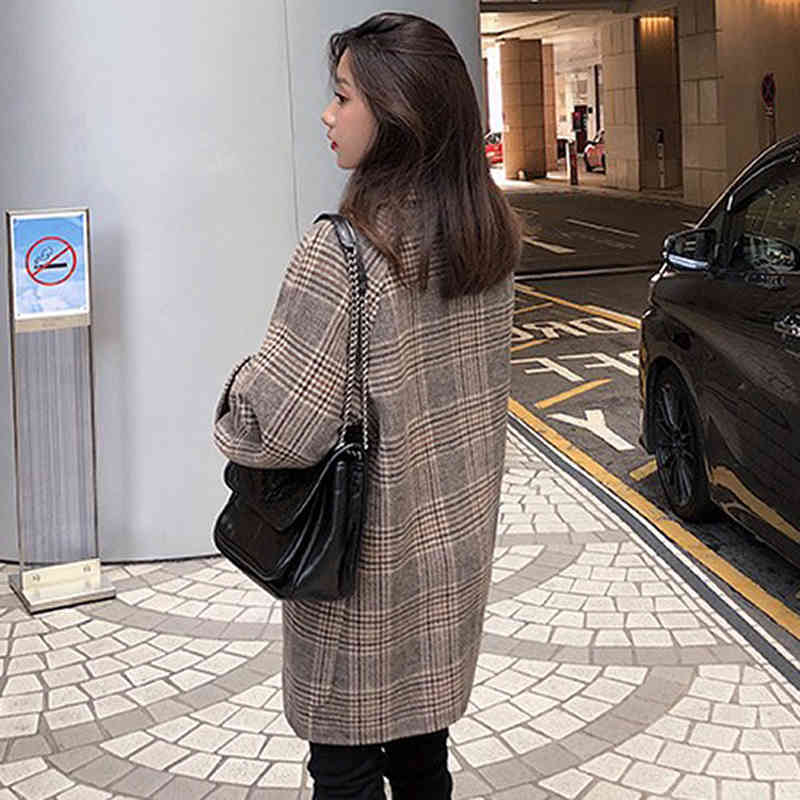 Plaid Thick Winter Coat Women Wool Blend Office Coats Fashion Double Breasted Warm Lady Jacket Long Sleeve Outwear Coat 210414