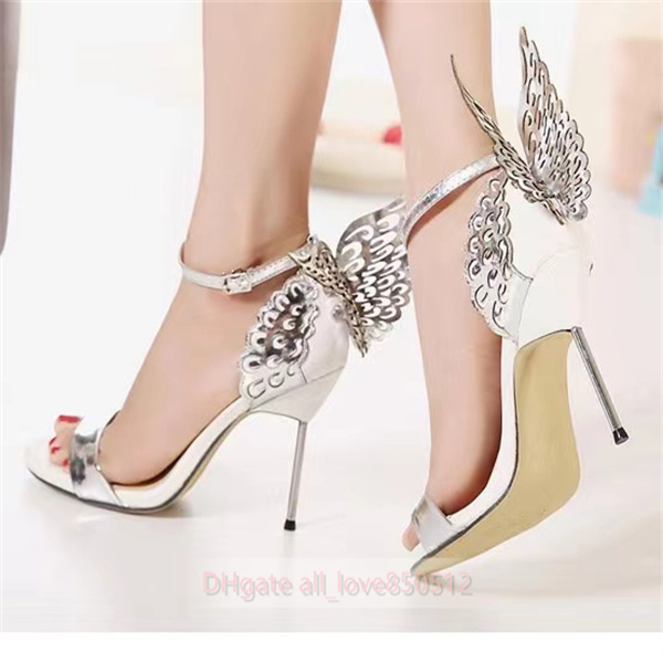 Butterfly wing word hollow dress shoes buckle flat color catwalk nightclub high-heeled sandals fashionable sexy large size 35-40, Gold
Butterfly wing word hollow dress shoes buckle flat color catwalk nightclub high-heeled sandals fashionable sexy large size 35-40, Gold