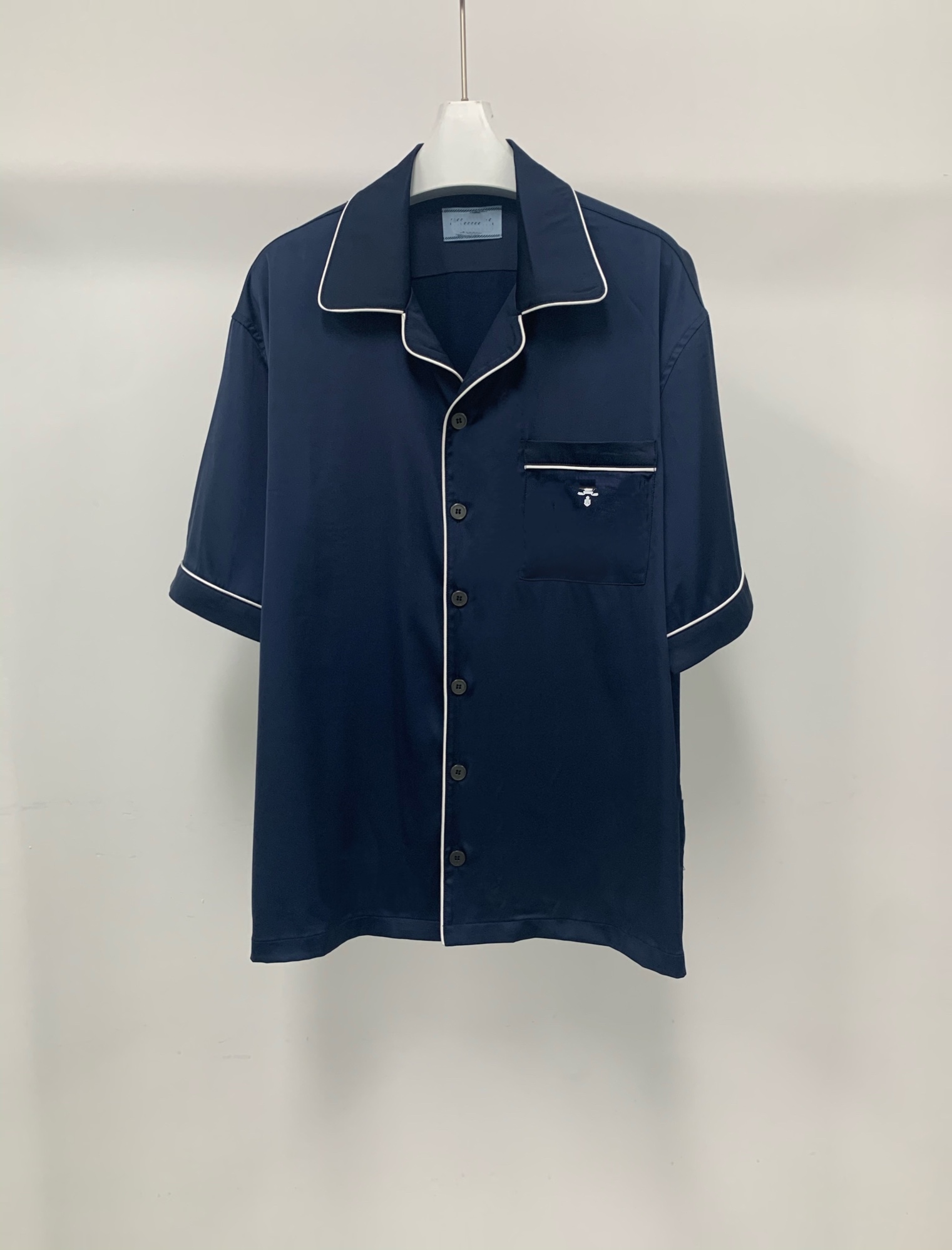 2022 new arrival mens designer beautiful printing shirts ~ US SIZE shirts ~ great mens designer button short sleeve shirts, Blue
2022 new arrival mens designer beautiful printing shirts ~ US SIZE shirts ~ great mens designer button short sleeve shirts, Blue