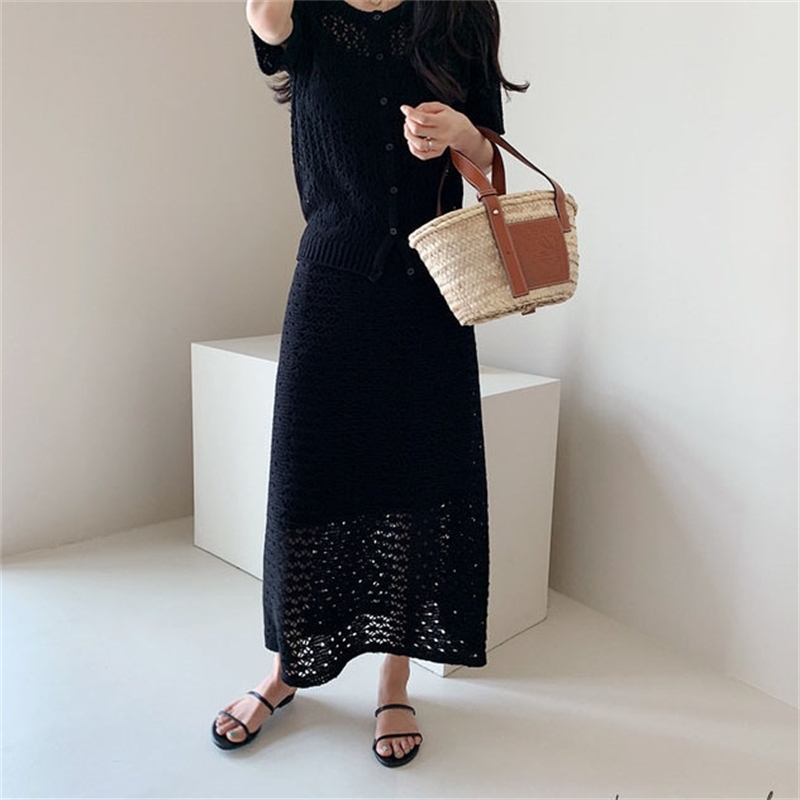 Comelsexy Vintage Elegant Lace Bodycon Dress Two Piece Set Hollow Out Spring Dress Suit Summer Sexy Party Club Midi Dresses 210515