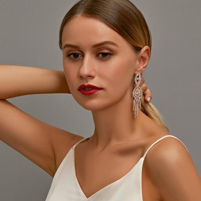 Dangle & Chandelier XIUFEN 1 Pair Women Earrings Gold Silver Color Tassel Geometric Crystal Banquet Bridal Female Jewelry
Dangle & Chandelier XIUFEN 1 Pair Women Earrings Gold Silver Color Tassel Geometric Crystal Banquet Bridal Female Jewelry