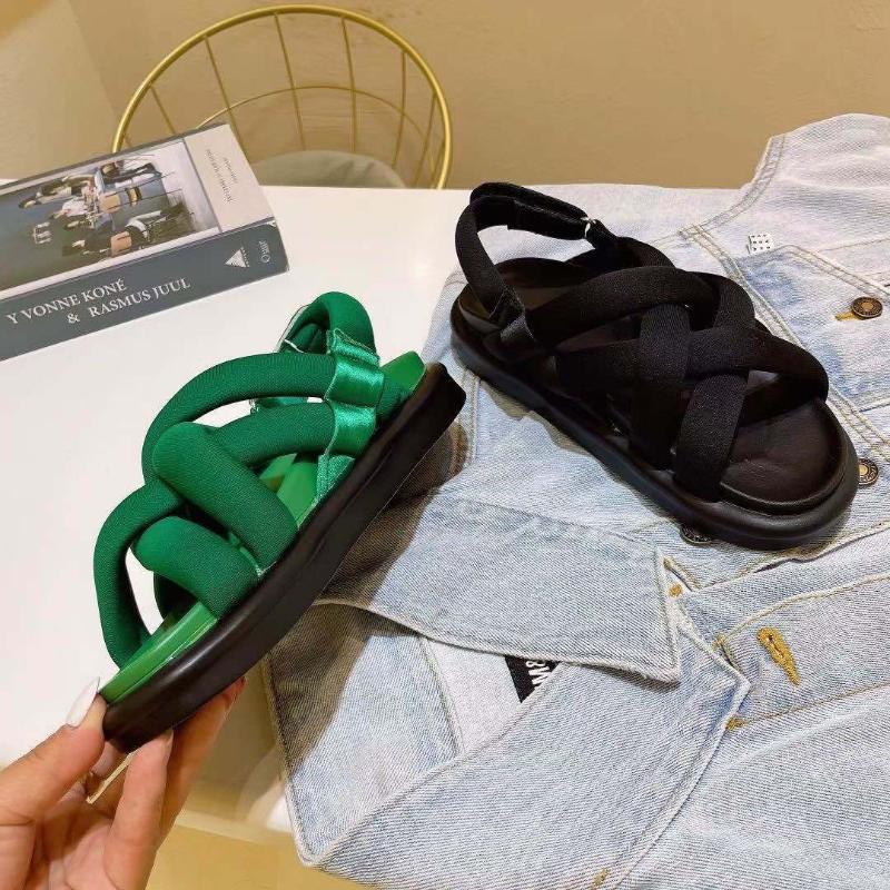 Sandals Female Summer 2021 Muffin Platform Ins Fashion Beach Flat Outdoor Thick Bottom Breathable Causal Women