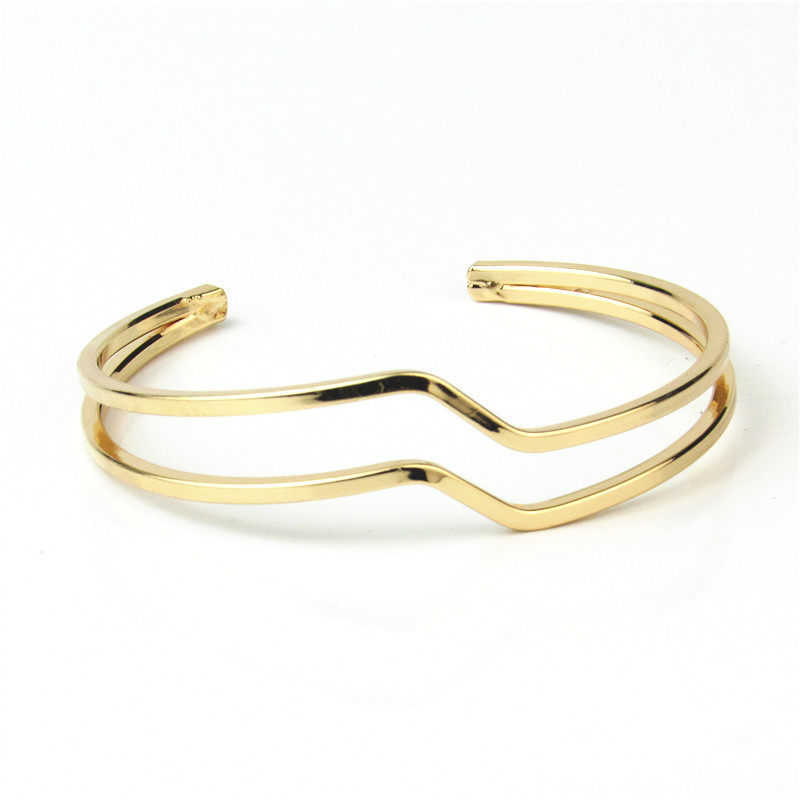 Creative Open Cuff Bangles Bracelets Wave Iron Based Alloy Golden Bracelet for Women Temperament Jewelry 16cm, 1 Pc Q0719
Creative Open Cuff Bangles Bracelets Wave Iron Based Alloy Golden Bracelet for Women Temperament Jewelry 16cm, 1 Pc Q0719