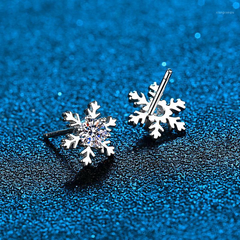 Stud Sterling Silver Moissanite Earrings Snowflake Round Brilliant Diamond Ear Studs For Girls Birthday Christmas Gifts, Golden;silver
Stud Sterling Silver Moissanite Earrings Snowflake Round Brilliant Diamond Ear Studs For Girls Birthday Christmas Gifts, Golden;silver