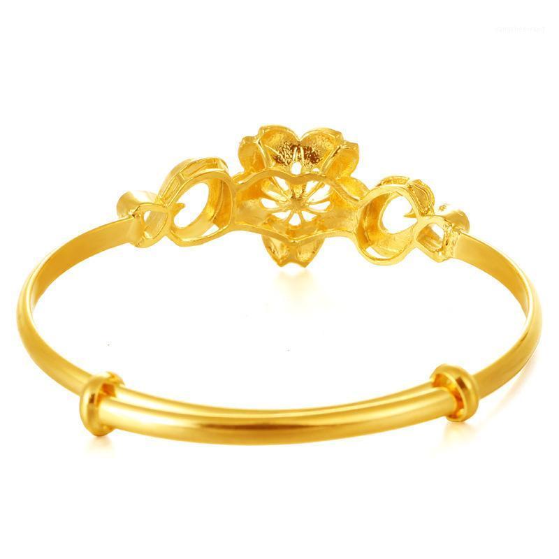Ladies Retro Japanese And Korean Fashion Tassel Hollow Flower Exquisite Gift Jewelry Bangle
Ladies Retro Japanese And Korean Fashion Tassel Hollow Flower Exquisite Gift Jewelry Bangle