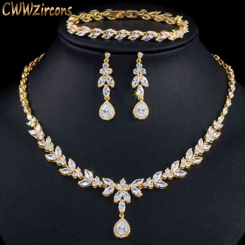 CWWZircons 3pcs Women Costume Big Gold Jewelry Set Shiny Cubic Zirconia Drop Dubai Brides Necklcae Earrings and Bracelets T370, Gold color
CWWZircons 3pcs Women Costume Big Gold Jewelry Set Shiny Cubic Zirconia Drop Dubai Brides Necklcae Earrings and Bracelets T370, Gold color