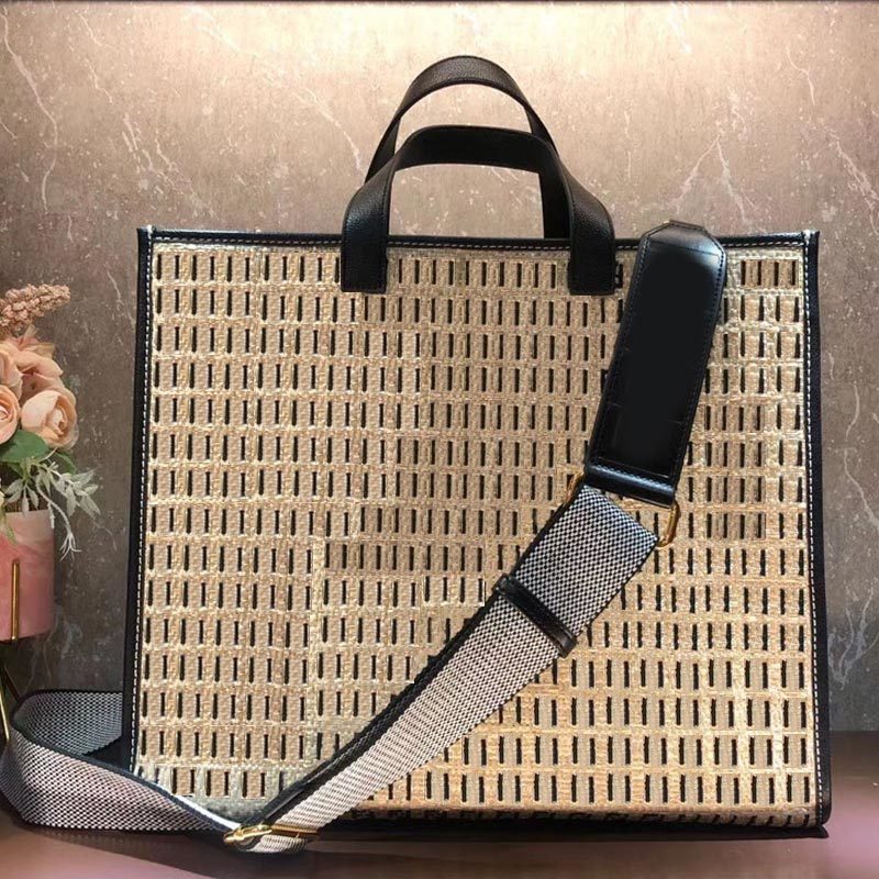 Handbag Women Luxurys Designers Bag 2021 Shoulder Bags Plus Tote Lager Capacity Canvas Embroidery Letter Ajustable Detachable Stap Golden Ha, No bags;make up the difference
Handbag Women Luxurys Designers Bag 2021 Shoulder Bags Plus Tote Lager Capacity Canvas Embroidery Letter Ajustable Detachable Stap Golden Ha, No bags;make up the difference
