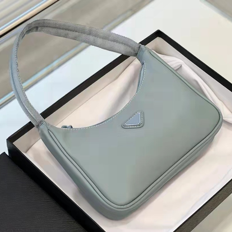 Luxury 2000 Nylon Shoulder Bags Designer Women Hobos Handbags Small Purses Baguettes Girls Hobo with Triangle Tag Cute Phone Bag high quality, Multi
Luxury 2000 Nylon Shoulder Bags Designer Women Hobos Handbags Small Purses Baguettes Girls Hobo with Triangle Tag Cute Phone Bag high quality, Multi