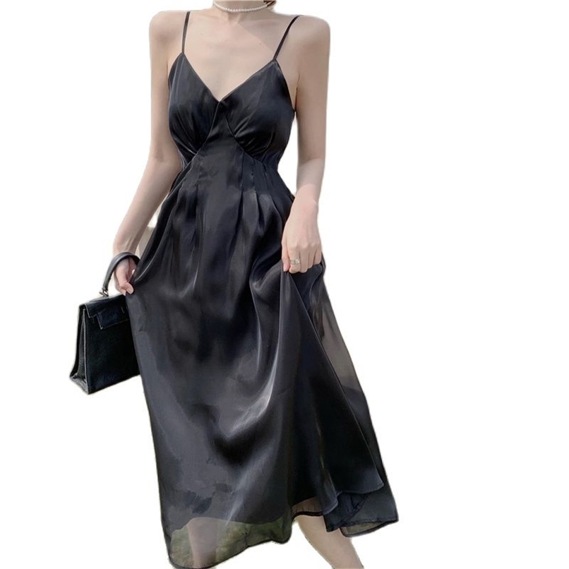 Hepburn net yarn V-neck dress female waist casual suspender skirt summer and Korean fashion women' clothing 210520, Black
Hepburn net yarn V-neck dress female waist casual suspender skirt summer and Korean fashion women' clothing 210520, Black
