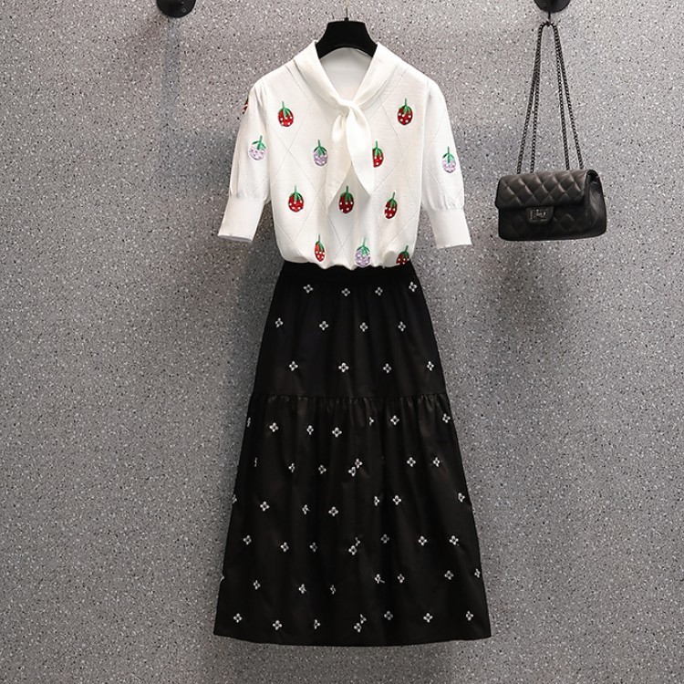 Womens Suit Elegant Knitted Strawberry Embroidery Top And High Waist Midi Skirt Two Piece Set Office Lady Plus Size Summer 210519