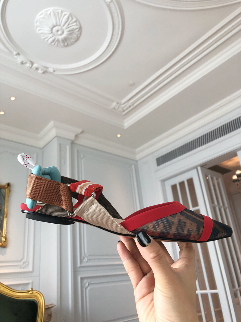 2021 Good Quality Fashion Women Luxurys Designers Shoes Designer Sandals Womens Luxury High Heels Sandal Dress Shoess With Box Size 35-41 -H317, Red
2021 Good Quality Fashion Women Luxurys Designers Shoes Designer Sandals Womens Luxury High Heels Sandal Dress Shoess With Box Size 35-41 -H317, Red