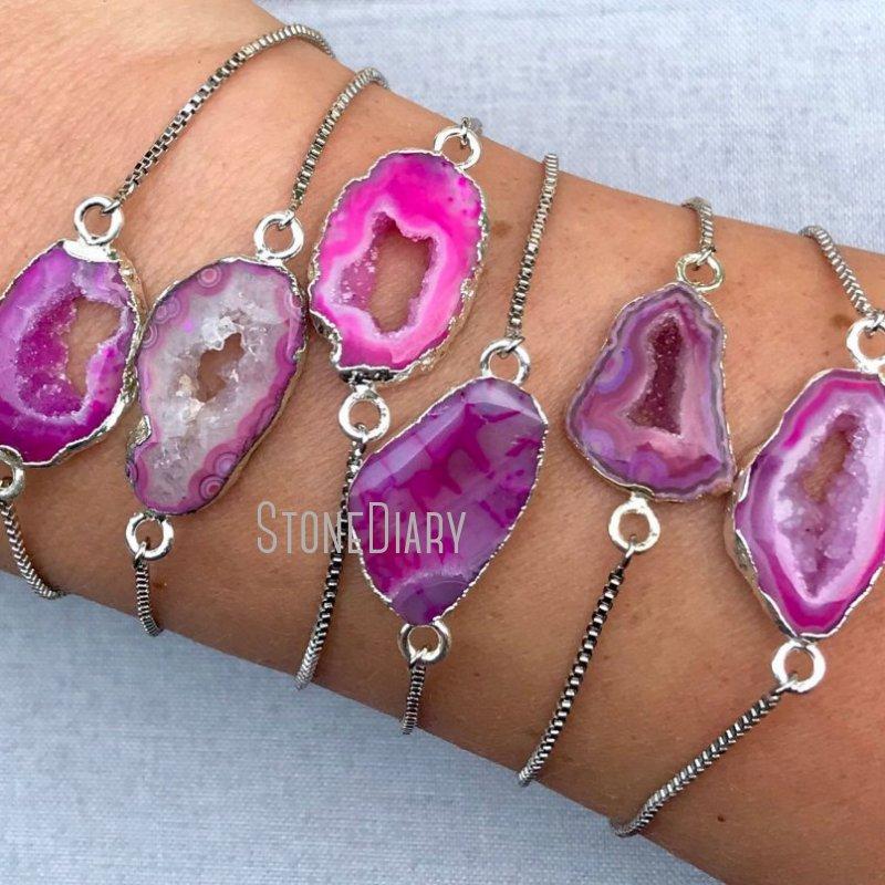 Link Chain BM27708 Bright Pink Agate Geode Silver Box Freeform Adjustable Bridesmaid GiftLink
Link Chain BM27708 Bright Pink Agate Geode Silver Box Freeform Adjustable Bridesmaid GiftLink