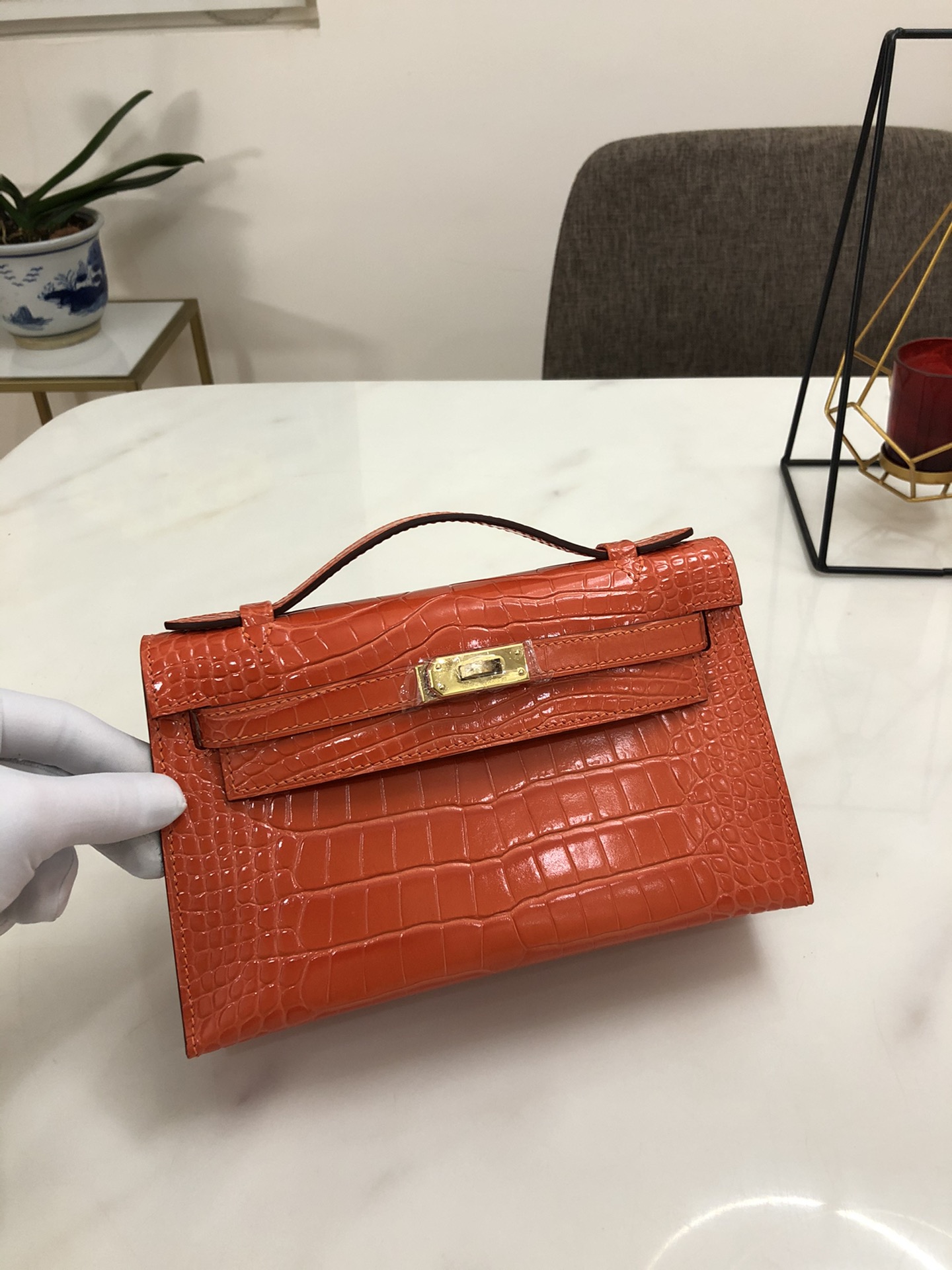 Classic lady's hand bag, French designer 7A high-end customized quality leisure fashion style imported cowhide pressed crocodile pattern 
Classic lady's hand bag, French designer 7A high-end customized quality leisure fashion style imported cowhide pressed crocodile pattern
