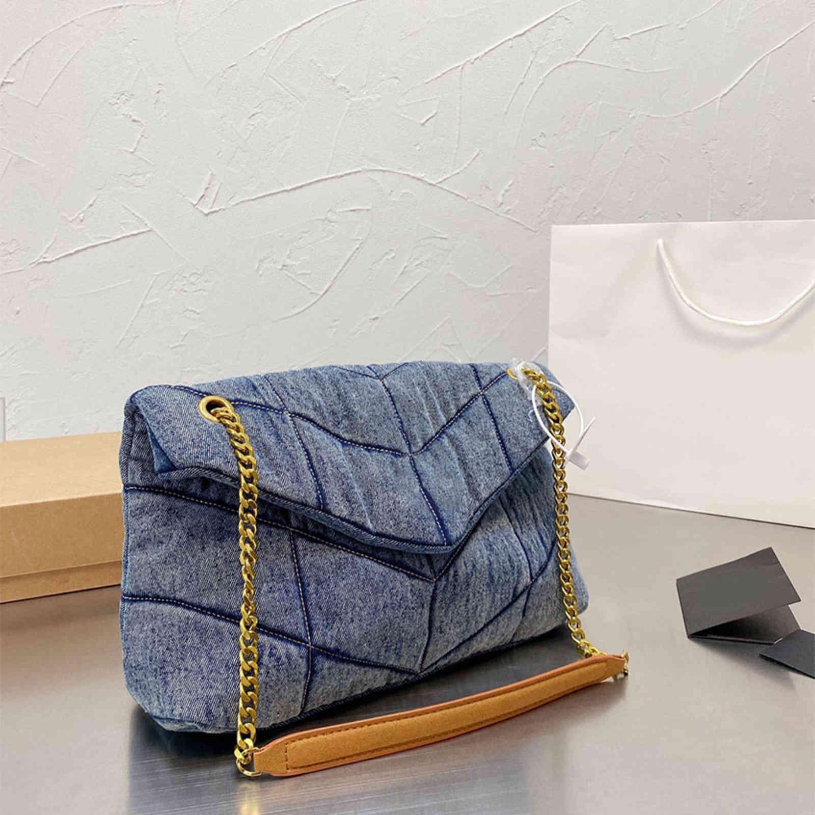 Designers Women Washed Denim Bag LOULOU Puffer Fashion Classic Jeans Shoulder Messenger Shopping Bags Luxury Designer Handbag Purse Chain, Blue
Designers Women Washed Denim Bag LOULOU Puffer Fashion Classic Jeans Shoulder Messenger Shopping Bags Luxury Designer Handbag Purse Chain, Blue
