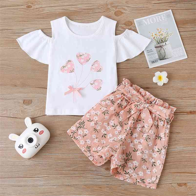 Winter Children Sets Casual Short Sleeve O Neck Print Heart T-shirt Floral Shorts Girl Boys Clothes 18M-6T 210629, Pink
Winter Children Sets Casual Short Sleeve O Neck Print Heart T-shirt Floral Shorts Girl Boys Clothes 18M-6T 210629, Pink