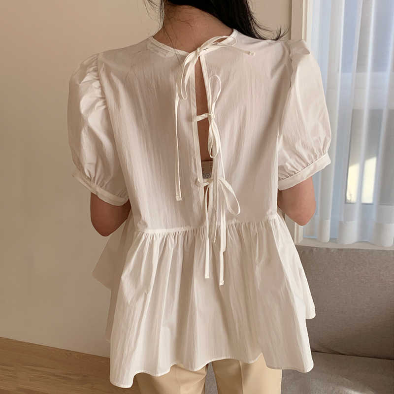 Korejpaa Women Shirt Summer Korean Chic Ladies Niche Versatile Round-Neck Back Hollowed-Out Wide Loose Puff Sleeve Blouses 210526