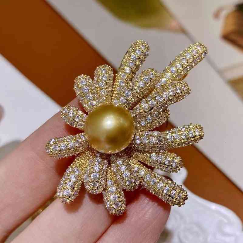 Fireworks Stars Gorgeous Brooch High-grade Temperament Versatile Suit Coat Fashion Natural Pearl Pin