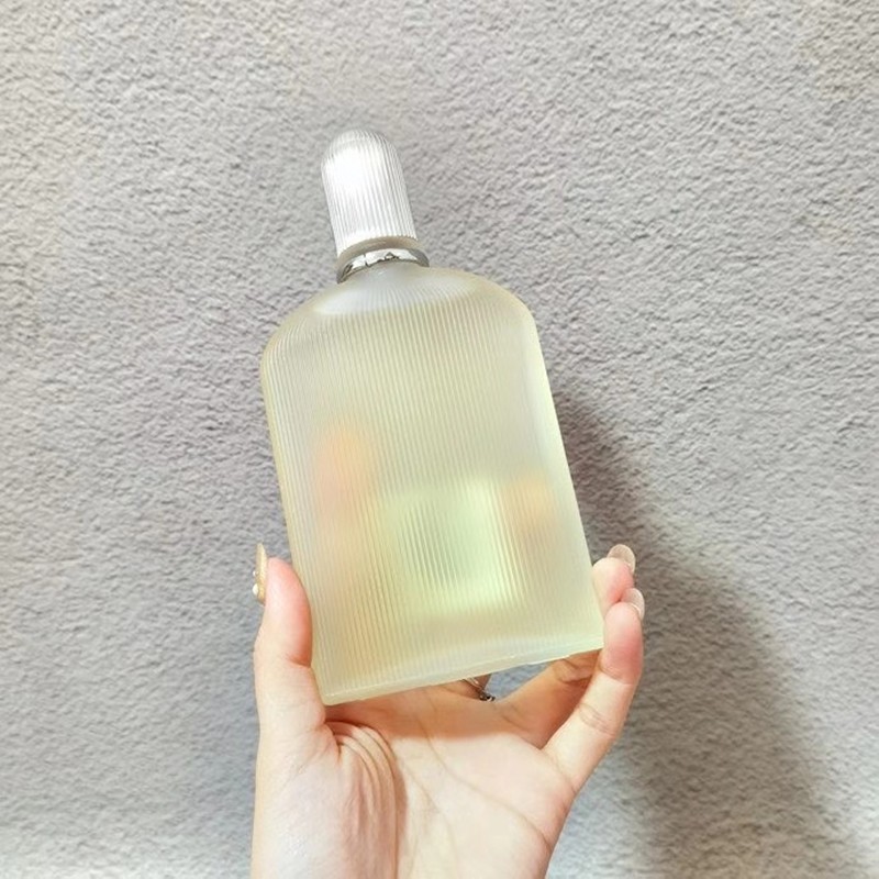 Factory direct perfume latest models for men perfume GREY VETIVER 100ml long lasting time amazing smell Fast delivery
Factory direct perfume latest models for men perfume GREY VETIVER 100ml long lasting time amazing smell Fast delivery