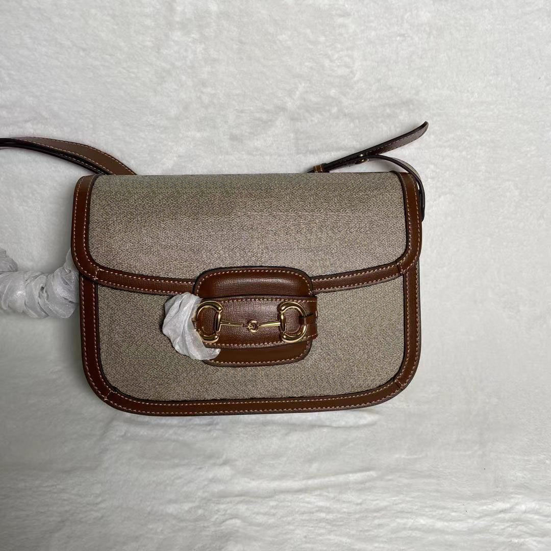 Womens Bag Designers Handbags Purses Luxurys Handbag Crossbody Purse Lady Fashion Design 2021 Trend Shouler Leather Wholesale, No bag 
Womens Bag Designers Handbags Purses Luxurys Handbag Crossbody Purse Lady Fashion Design 2021 Trend Shouler Leather Wholesale, No bag