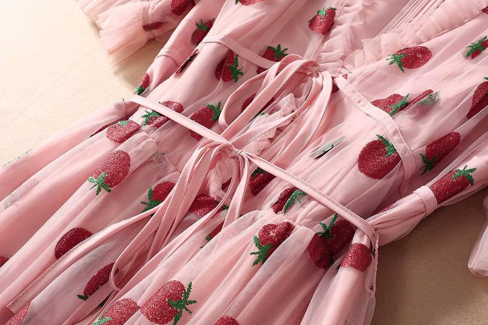 Sexy V-Neck Belt Strawberry stamping Short Sleeve Party Mid-Length Dress Net Yarn Summer Women'S Clothing 210506