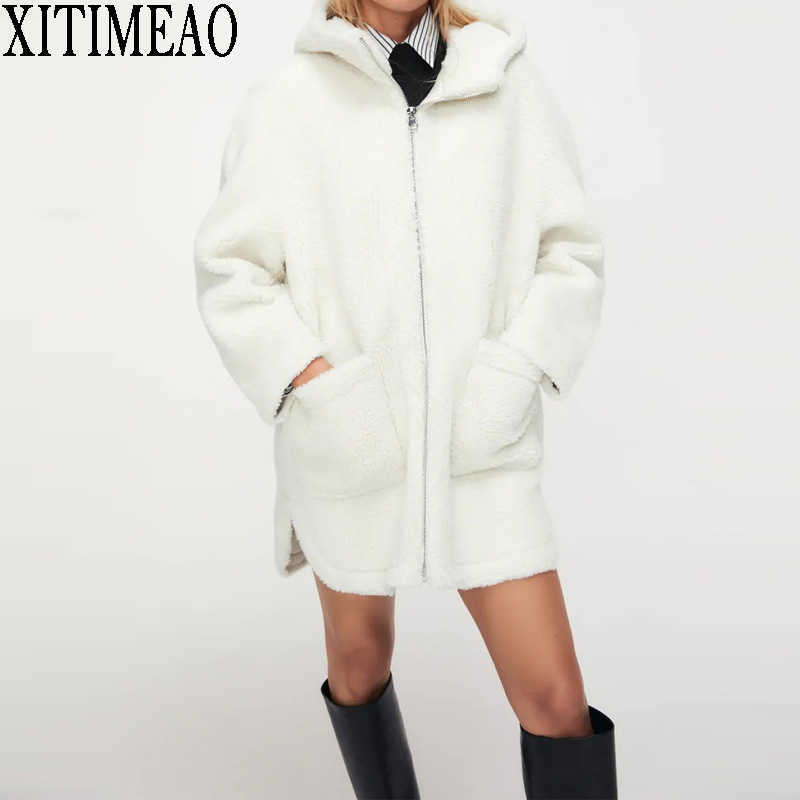 ZA Autumn Winter Lambskin Coat Women Warm Fur Jacket Female Long Loose Hoodie Outwear Plush Overcoat 210604, White
ZA Autumn Winter Lambskin Coat Women Warm Fur Jacket Female Long Loose Hoodie Outwear Plush Overcoat 210604, White