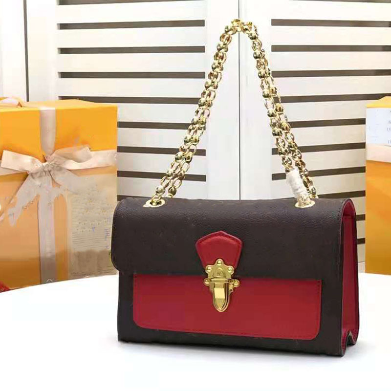 M41730 M41731 women VICTOIRE shoulder bag luxurys designer classic metal buckle fashion lady leather messenger bags purse flap with chains handbag 2021, Random style card case
M41730 M41731 women VICTOIRE shoulder bag luxurys designer classic metal buckle fashion lady leather messenger bags purse flap with chains handbag 2021, Random style card case