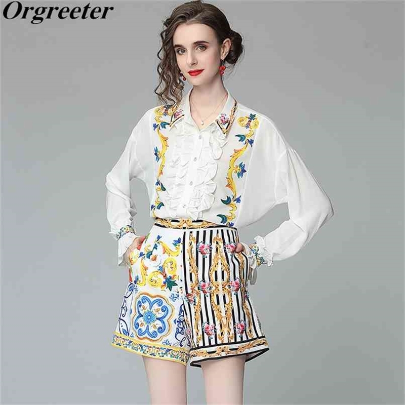 Summer Retro Floral Print Chiffon Shirt Shorts 2 Piece Set Women Ruffle Batwing Sleeve Blouse + Wide Leg Holiday Outfits 210602, Picture color
Summer Retro Floral Print Chiffon Shirt Shorts 2 Piece Set Women Ruffle Batwing Sleeve Blouse + Wide Leg Holiday Outfits 210602, Picture color