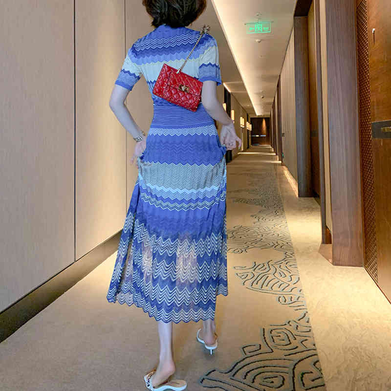 Summer Fashion 2 Piece knit Set Women Short sleeve Elegant Temperament V-neck Tops + Elastic waist Stripe Skirts 210506