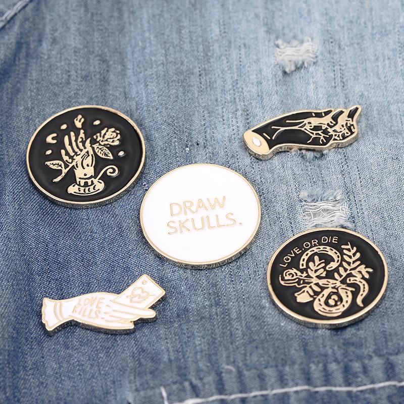 Pins, Brooches Enamel Punk Vintage LOVE OR DIE Palm Rose Round Pins Badges Jewelry Gifts For Friends Accessories
Pins, Brooches Enamel Punk Vintage LOVE OR DIE Palm Rose Round Pins Badges Jewelry Gifts For Friends Accessories