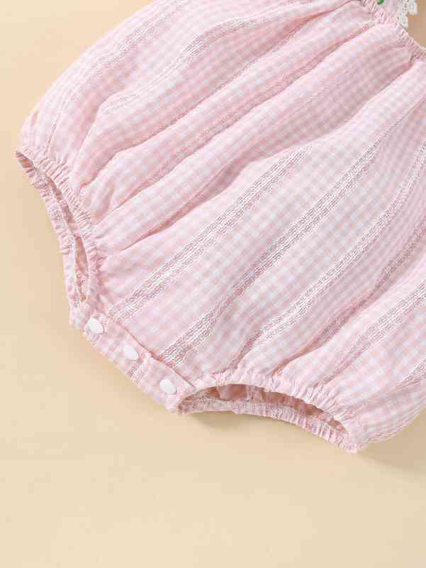 Baby Gingham Print Floral Embroidery Ruffle Trim Bodysuit SHE